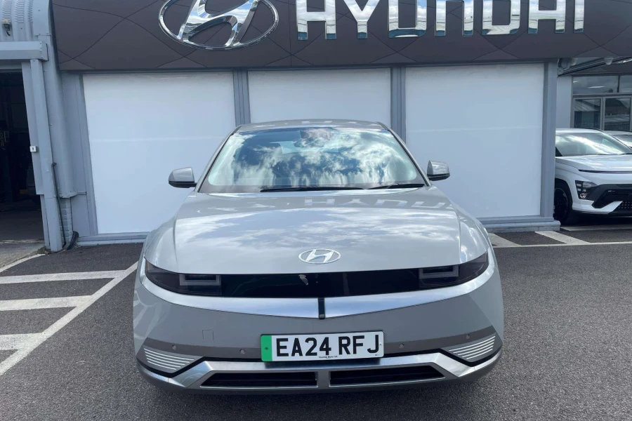 Vehicle Image - 3