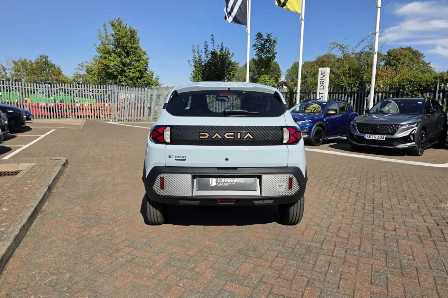 Vehicle Image - 2