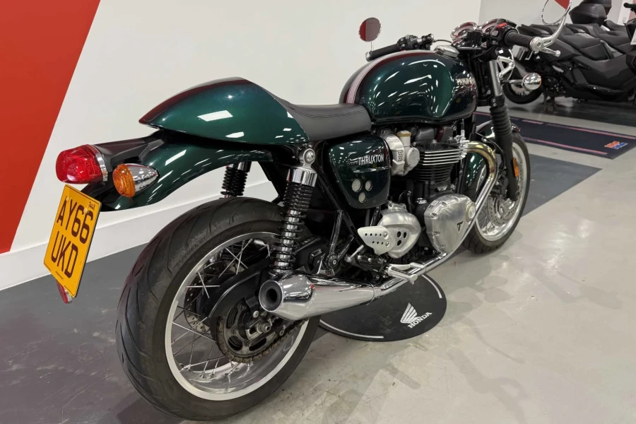 Vehicle Image - 2