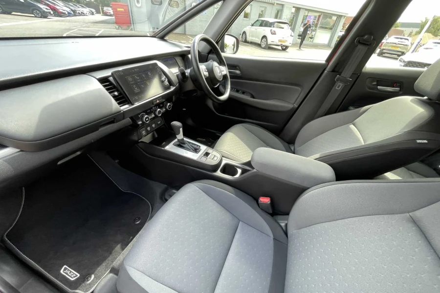 Vehicle Image - 1