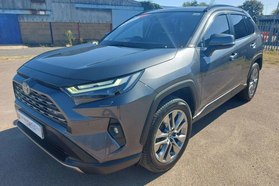 Vehicle Image - 2