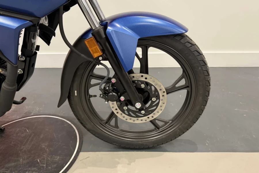 Vehicle Image - 3