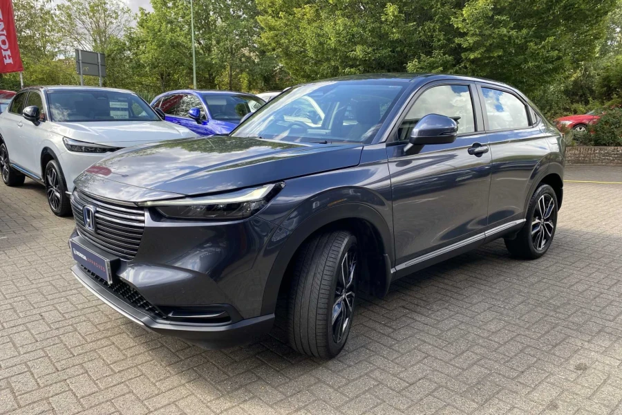Vehicle Image - 2