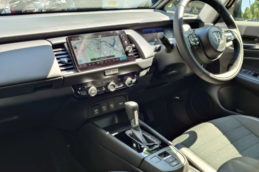 Vehicle Image - 1
