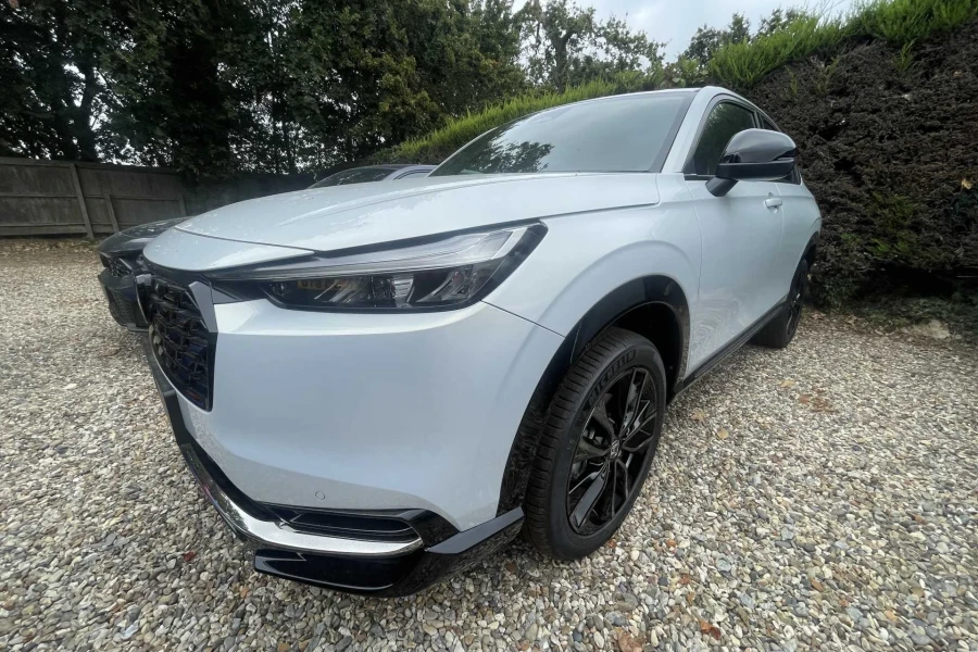 Vehicle Image - 2