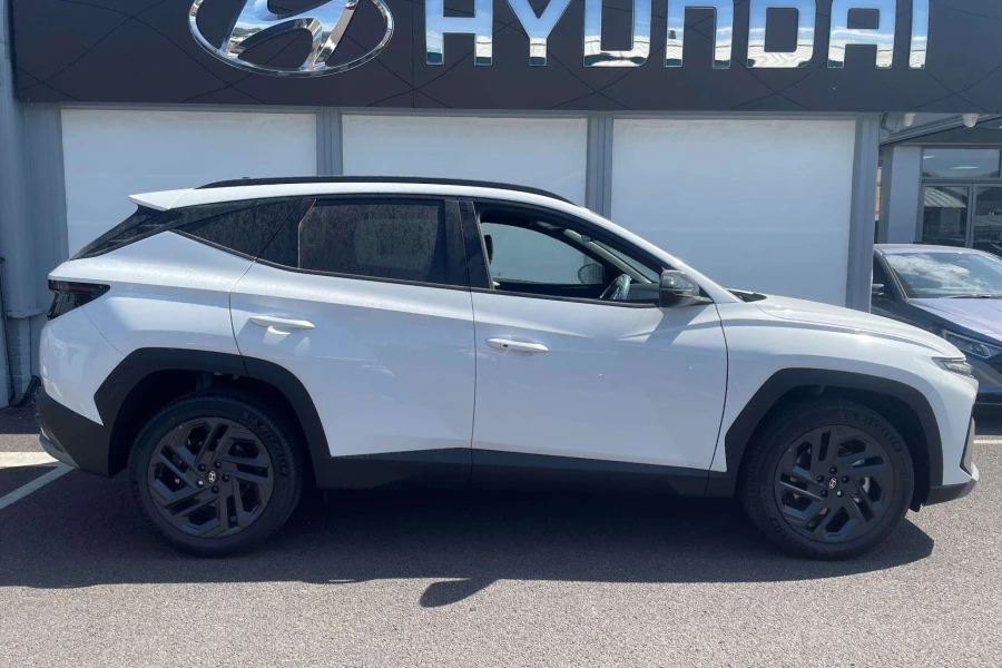 Vehicle Image - 1