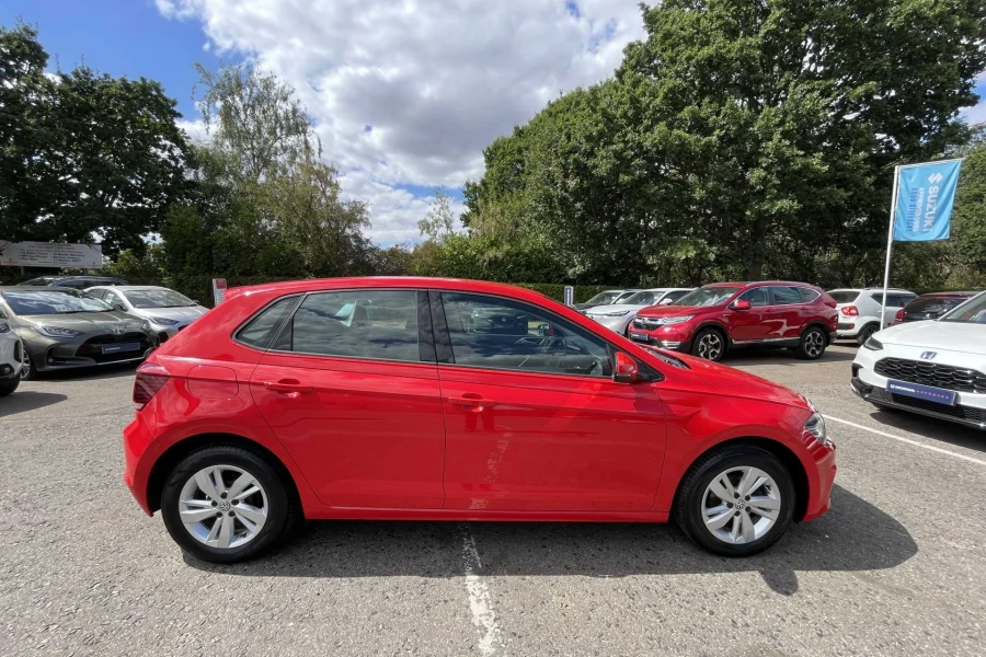 Vehicle Image - 3