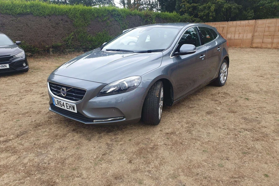 Vehicle Image - 2