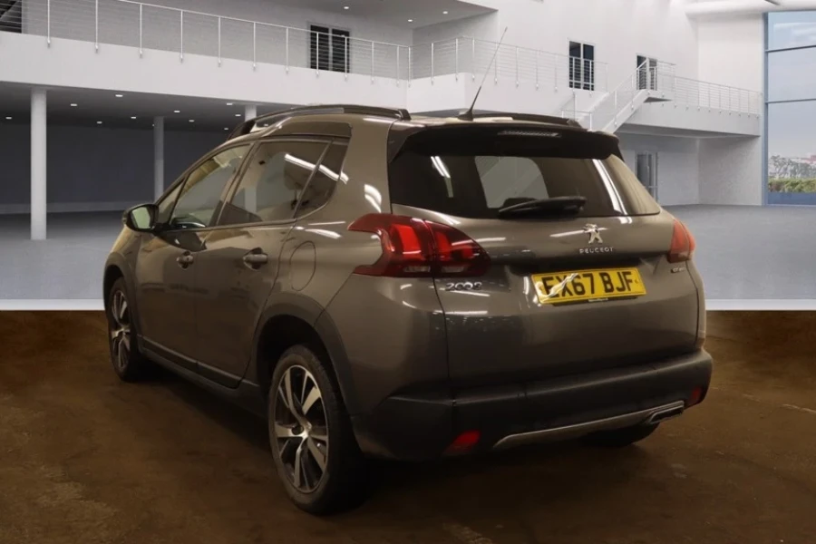 Vehicle Image - 3