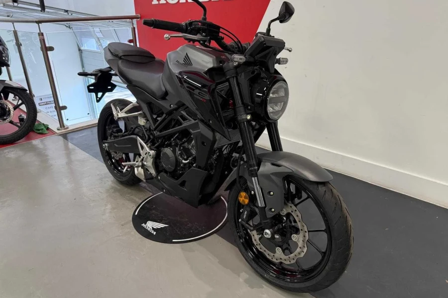 Vehicle Image - 1