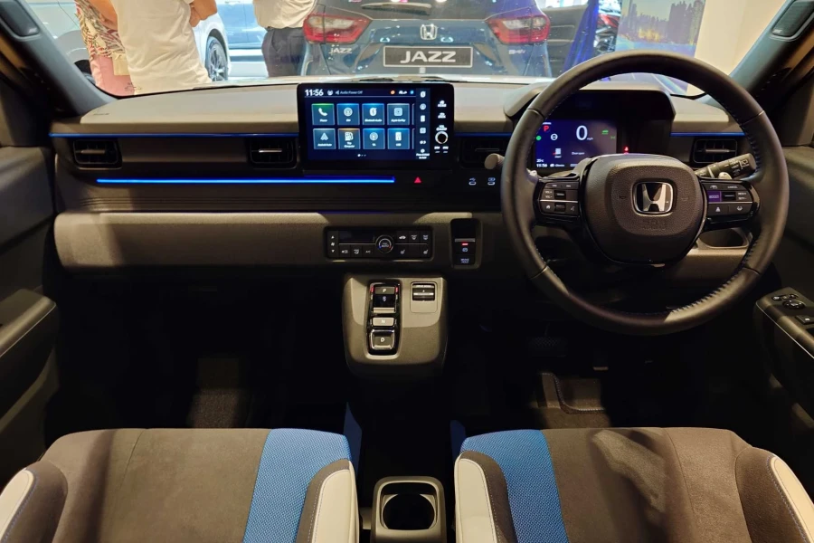 Vehicle Image - 1