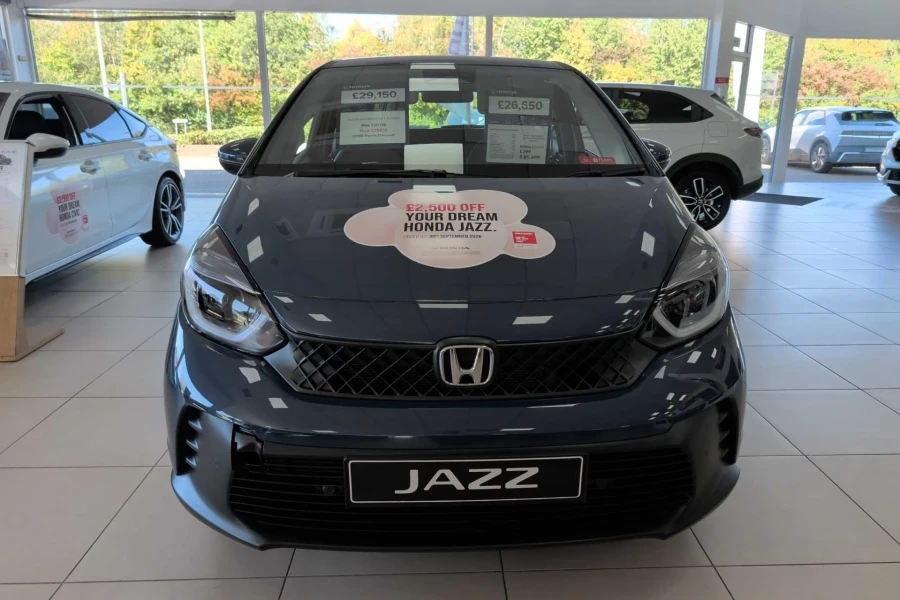 Vehicle Image - 1