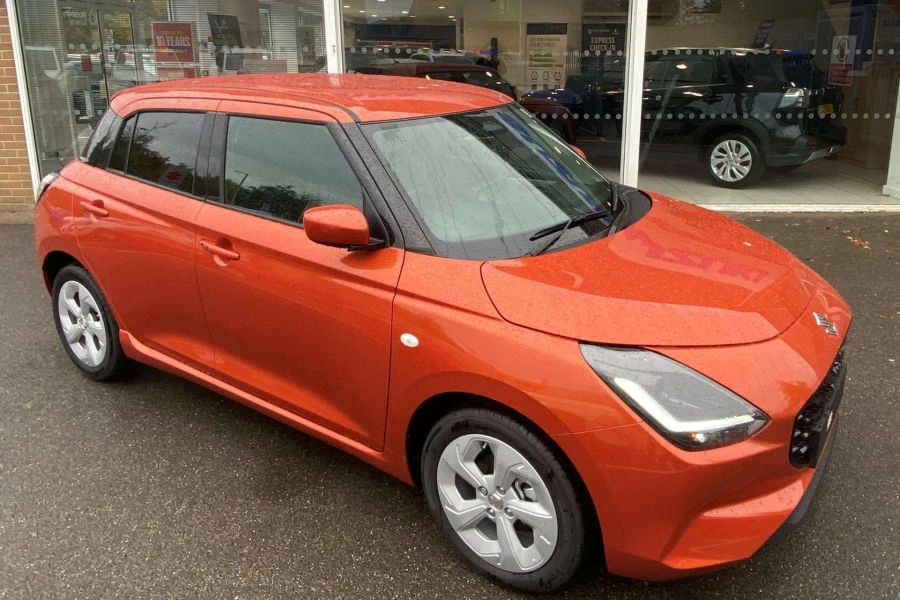 Vehicle Image - 0