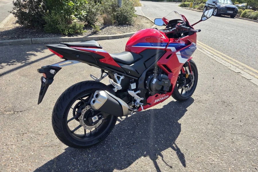 Vehicle Image - 2