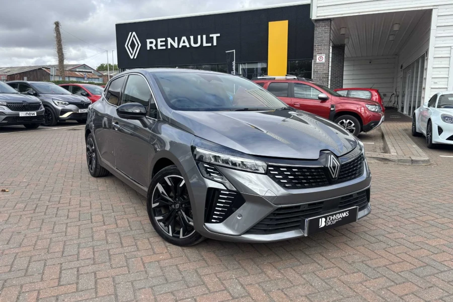 Vehicle Image - 0