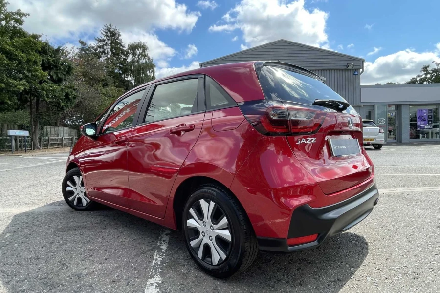 Vehicle Image - 2