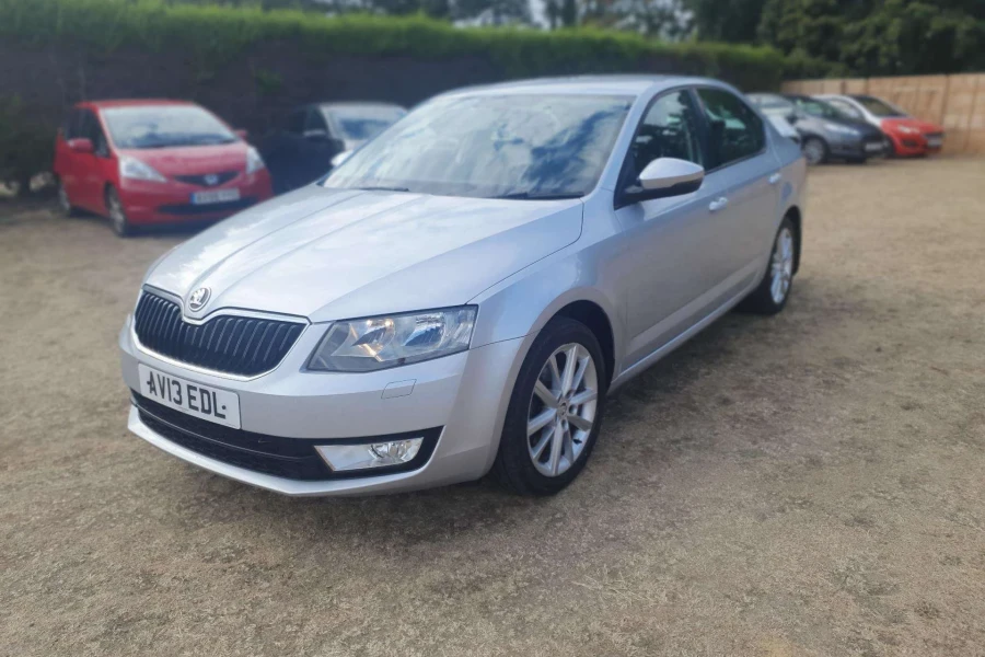 Vehicle Image - 2