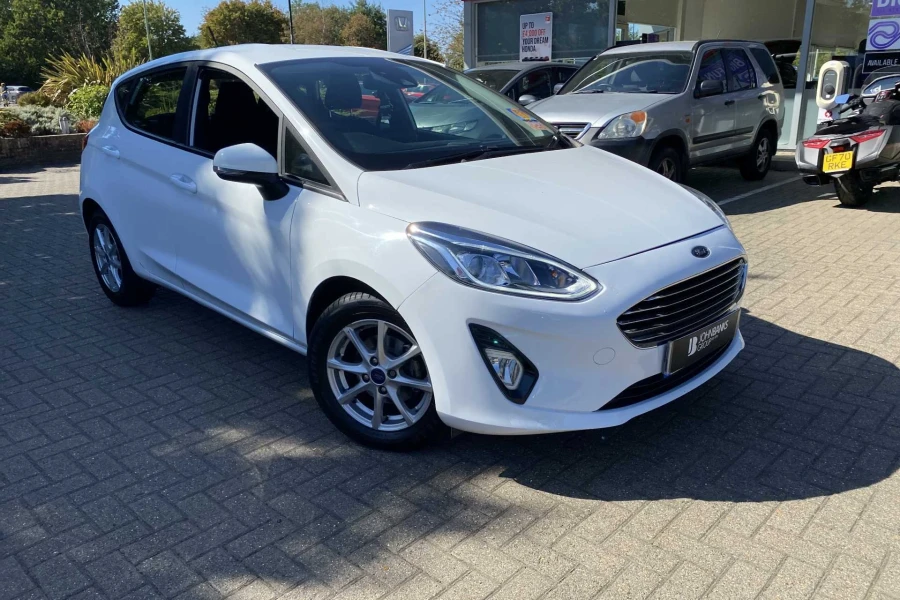 Vehicle Image - 0