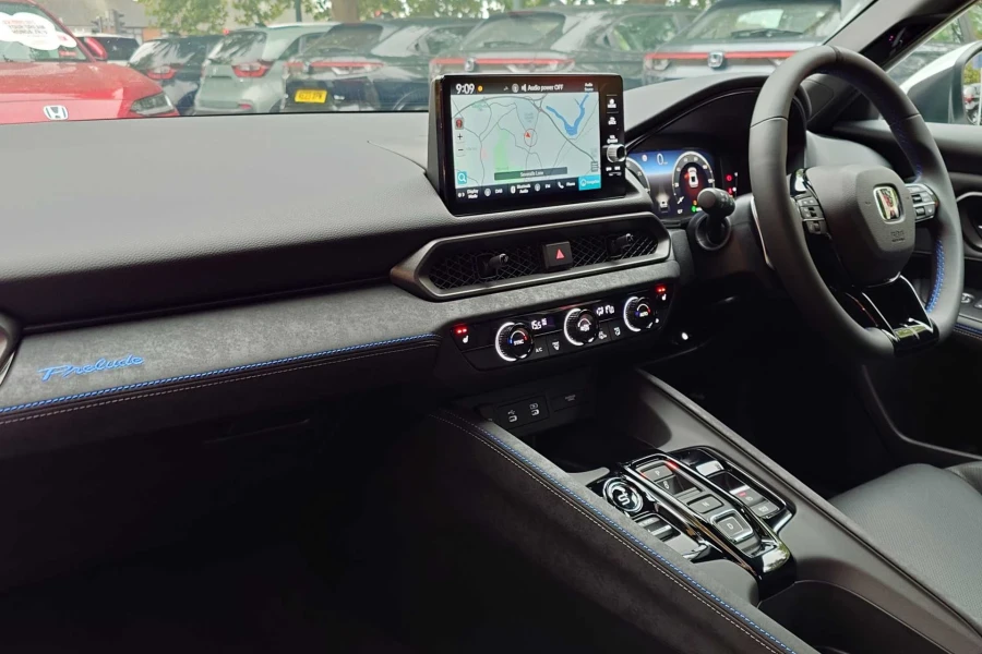 Vehicle Image - 1