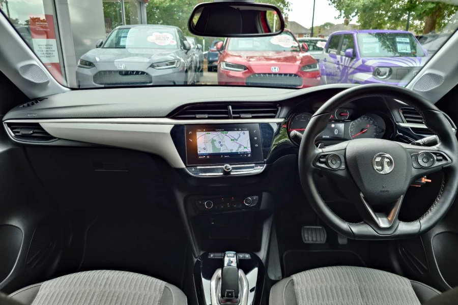 Vehicle Image - 3