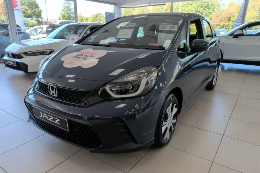 Vehicle Image - 2