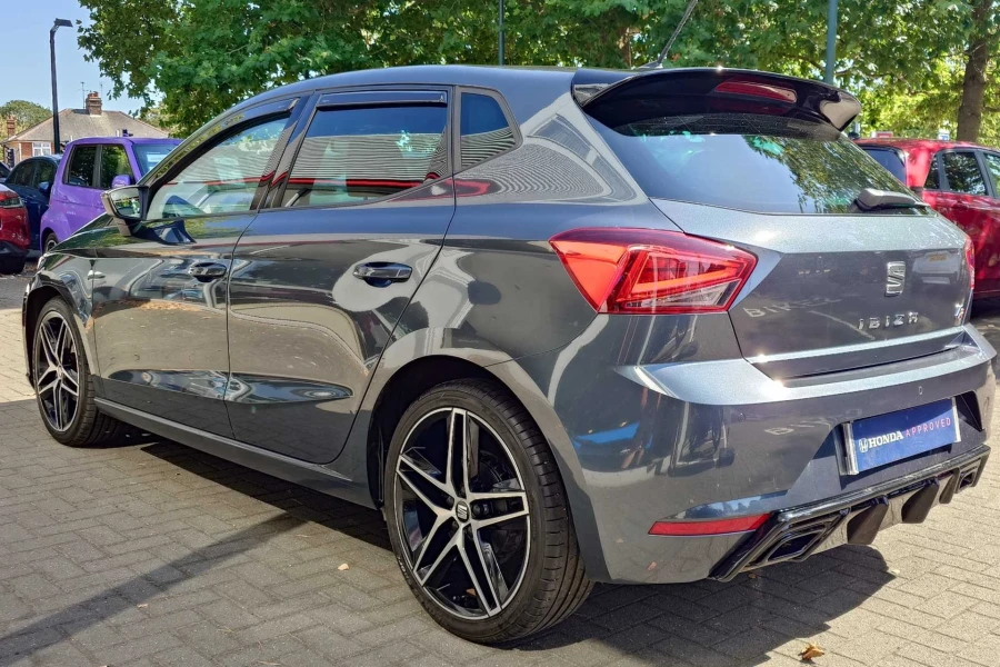 Vehicle Image - 2
