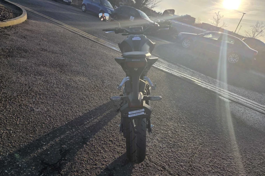 Vehicle Image - 3