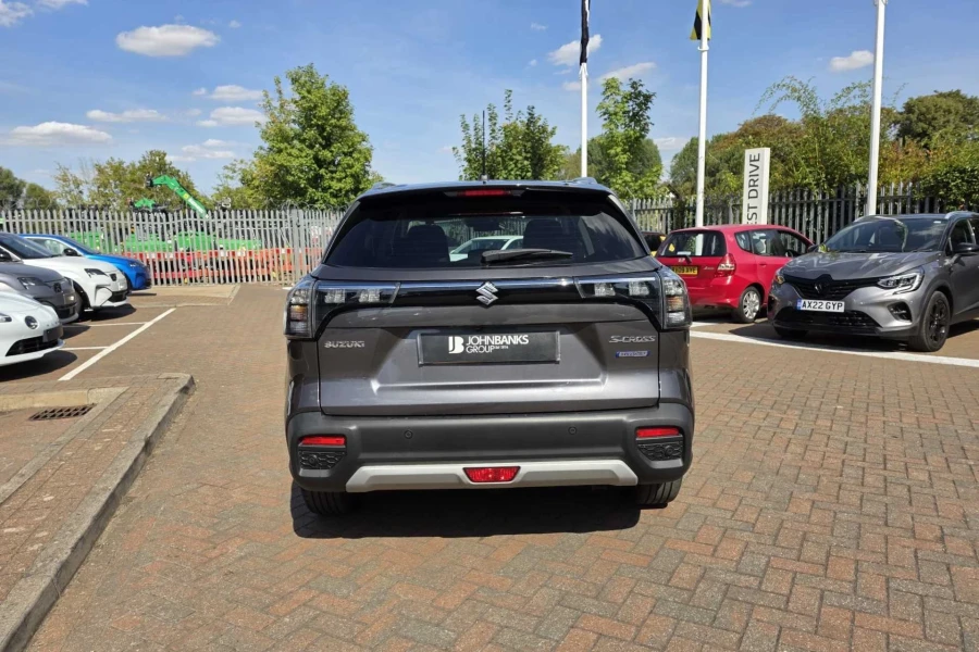 Vehicle Image - 2