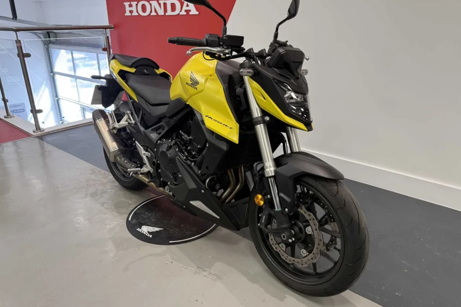 Vehicle Image - 1