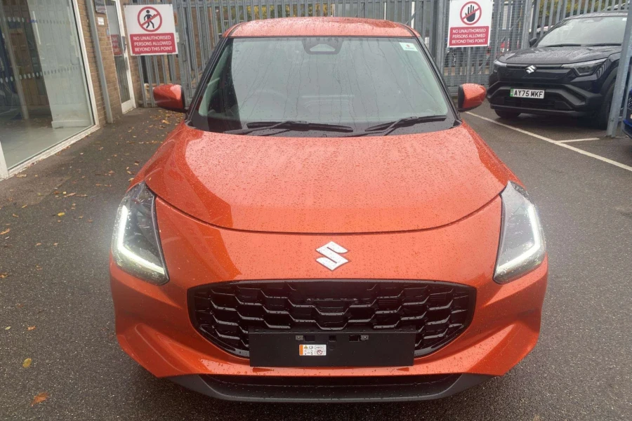 Vehicle Image - 3
