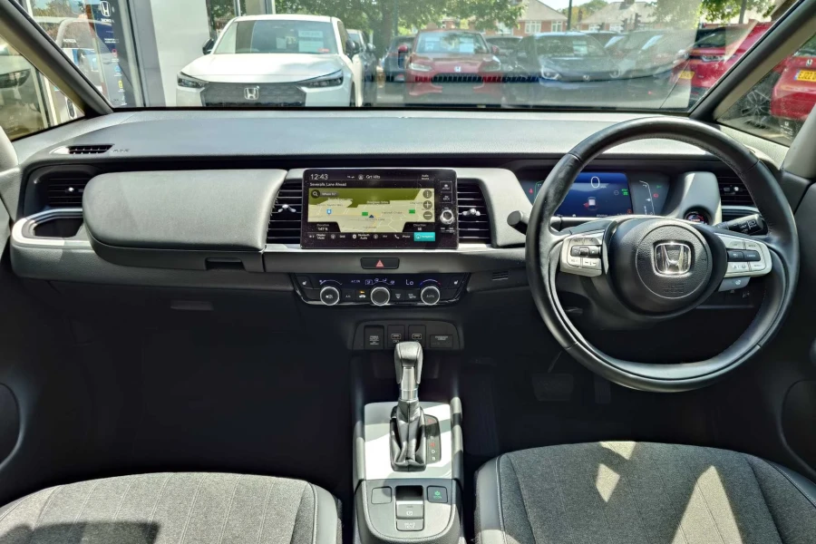 Vehicle Image - 3