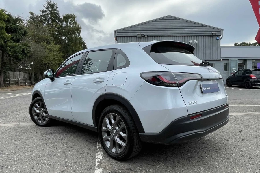 Vehicle Image - 2
