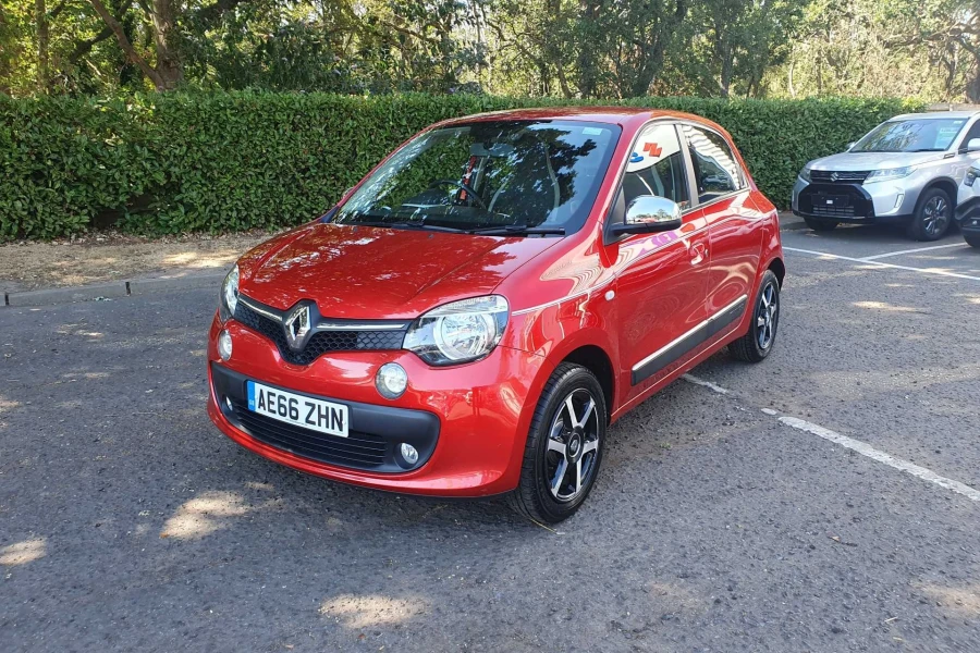 Vehicle Image - 2