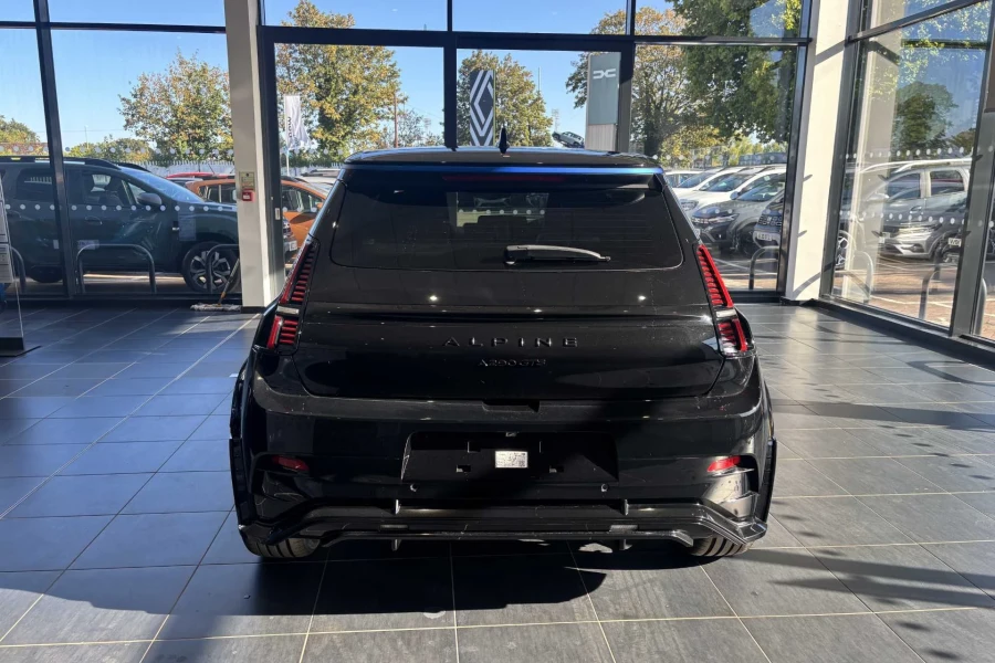 Vehicle Image - 2