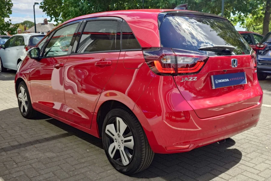 Vehicle Image - 2