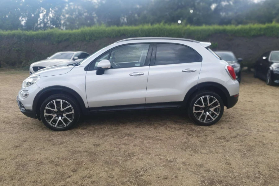 Vehicle Image - 3
