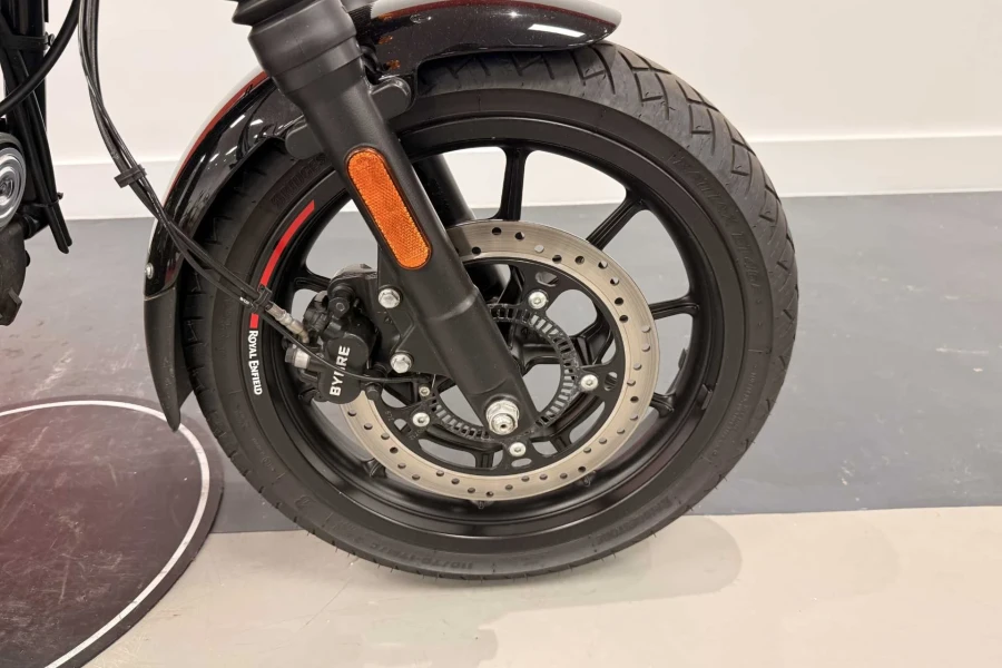 Vehicle Image - 3