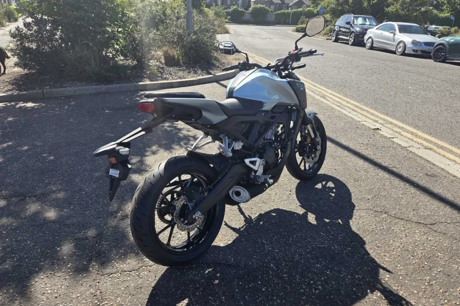 Vehicle Image - 2