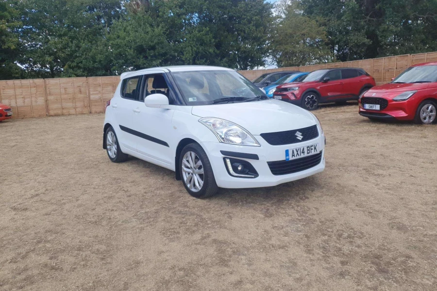 Vehicle Image - 0