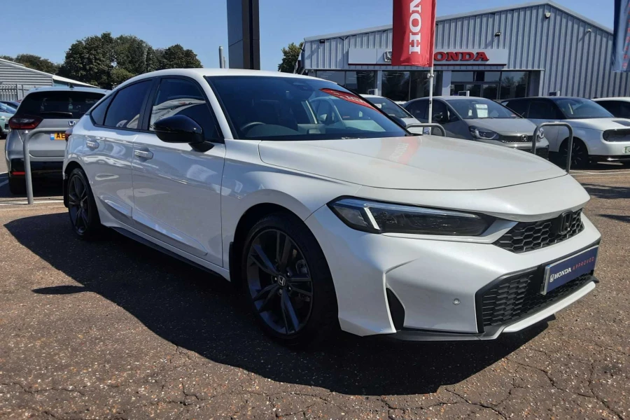 Vehicle Image - 1
