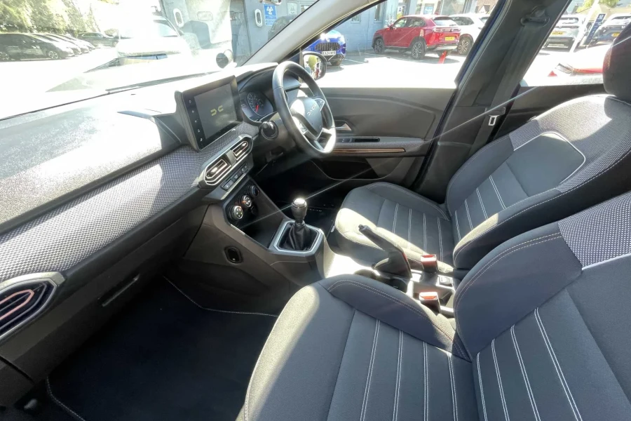 Vehicle Image - 1