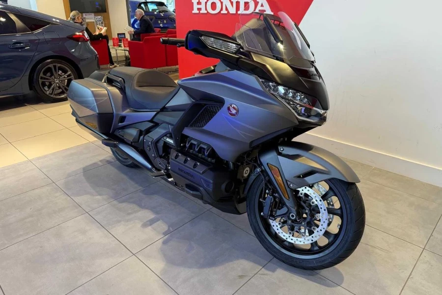 Vehicle Image - 1
