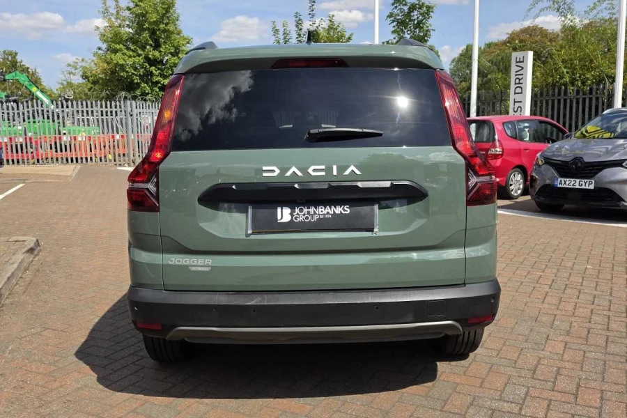 Vehicle Image - 2