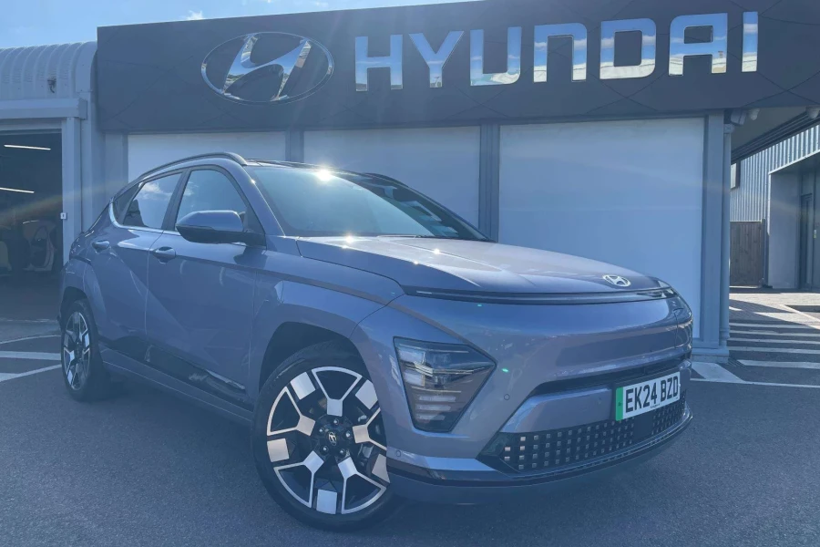 Vehicle Image - 0