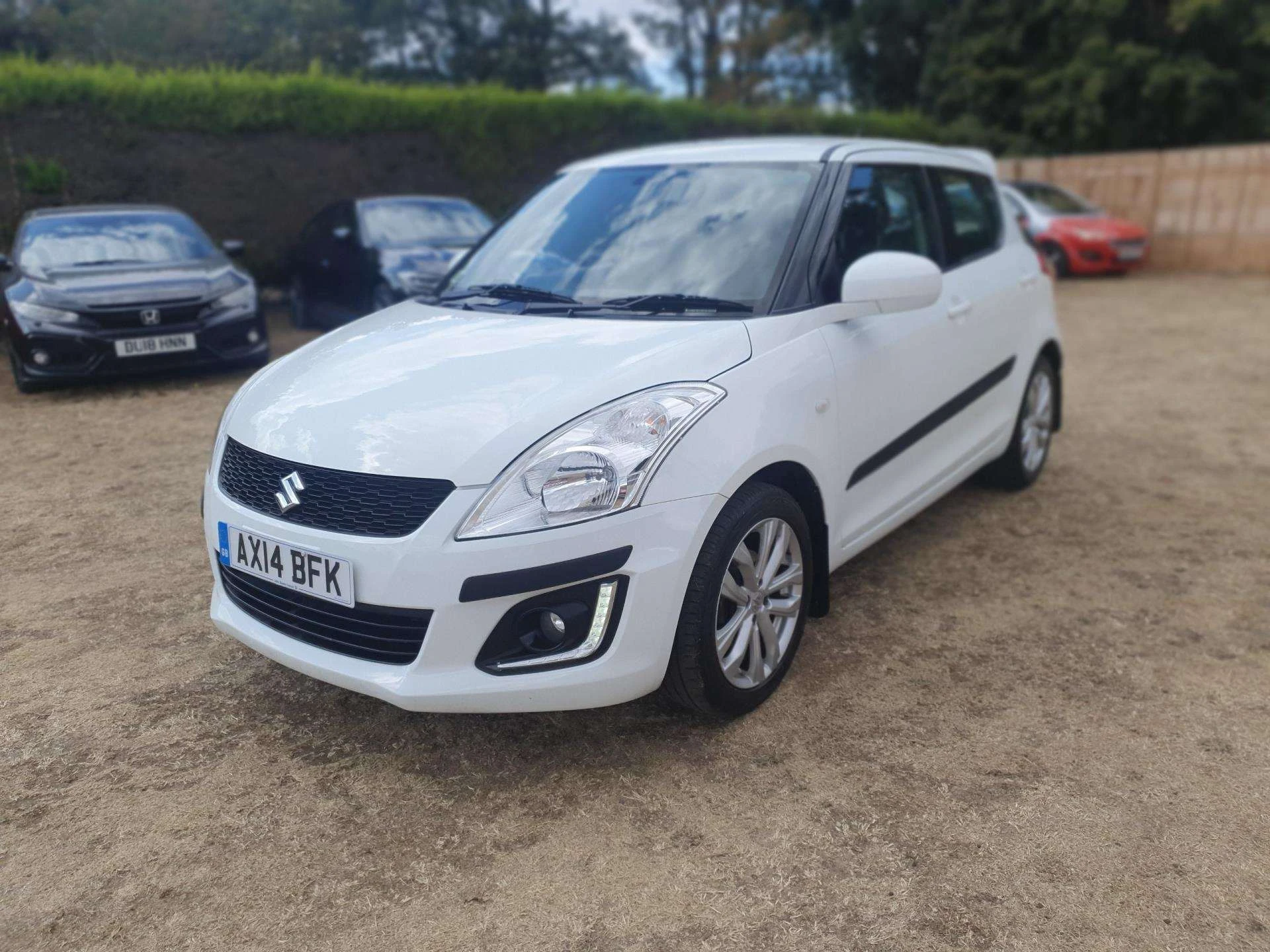 Vehicle image 3