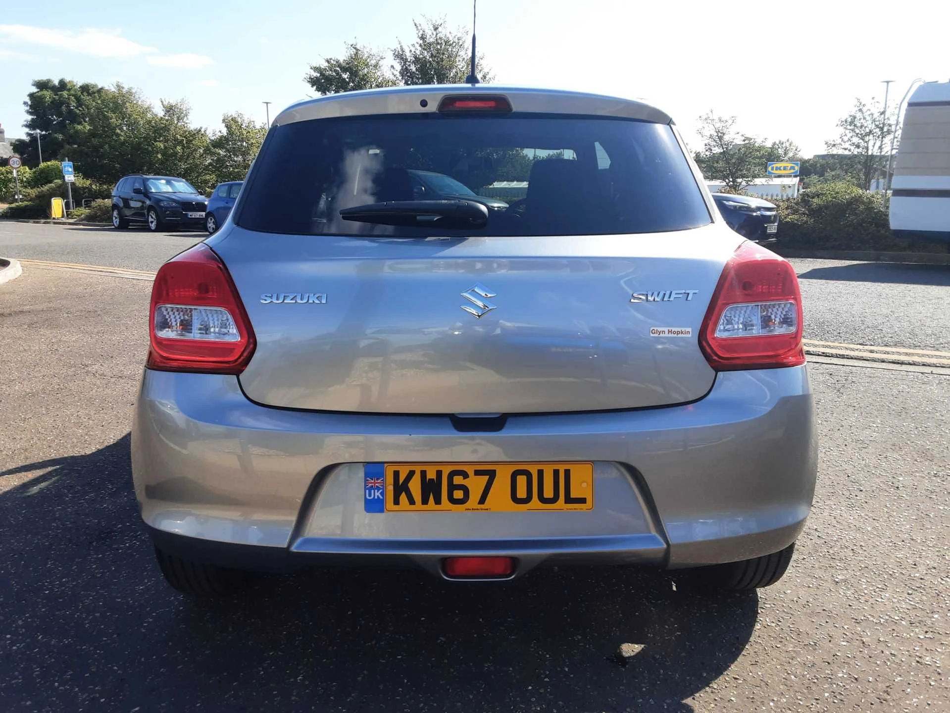 Vehicle image 7