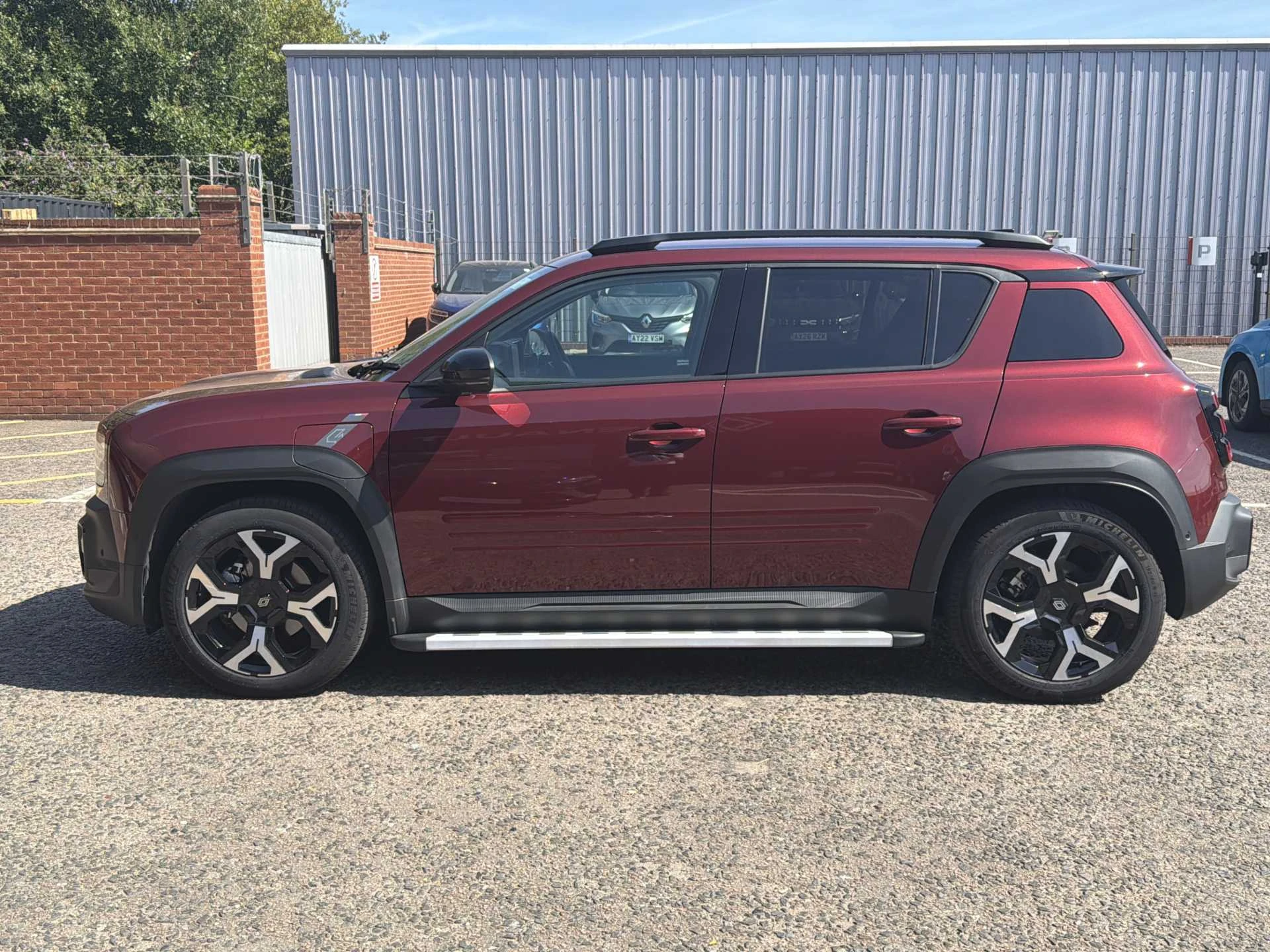 Vehicle image 7