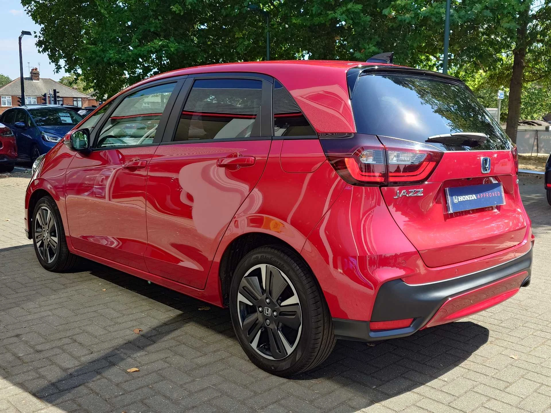 Vehicle image 3