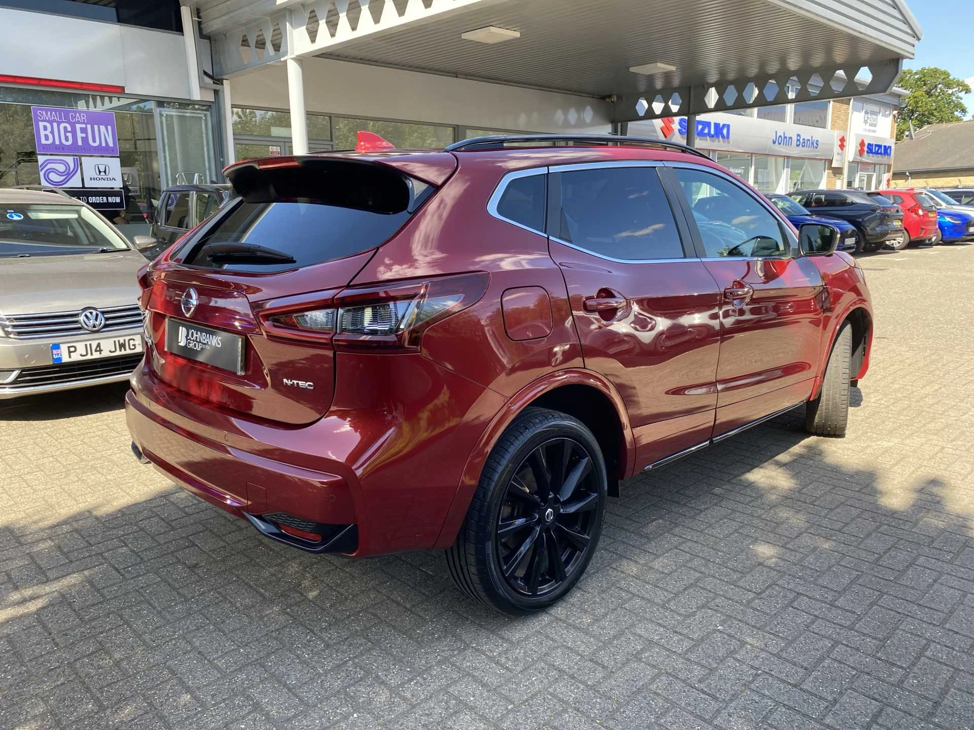 Vehicle image 7