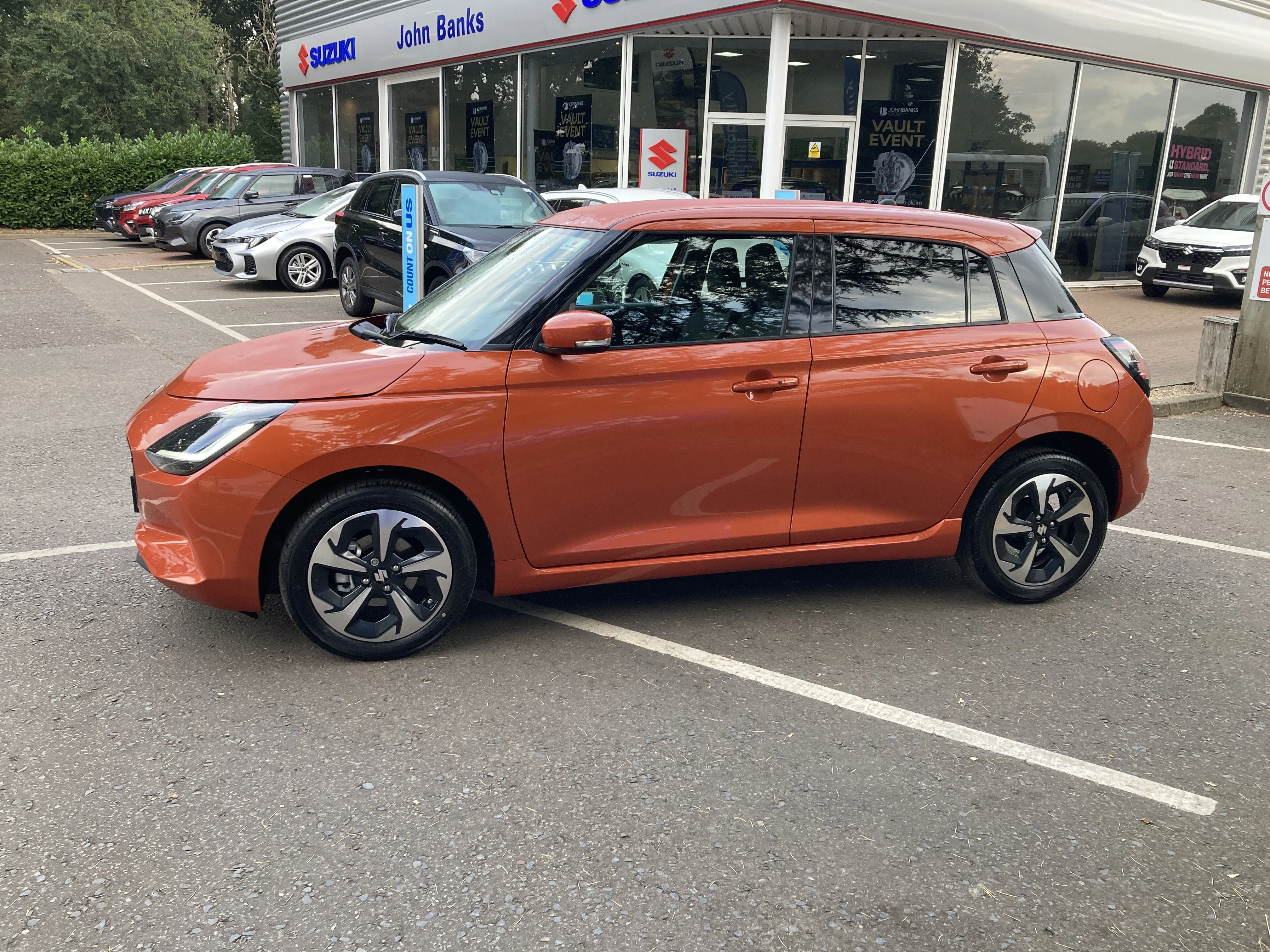 Vehicle image 7